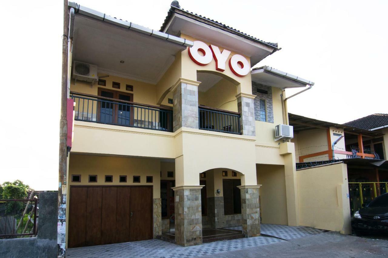 Oyo 931达拉德维家庭旅馆 日惹 外观 照片